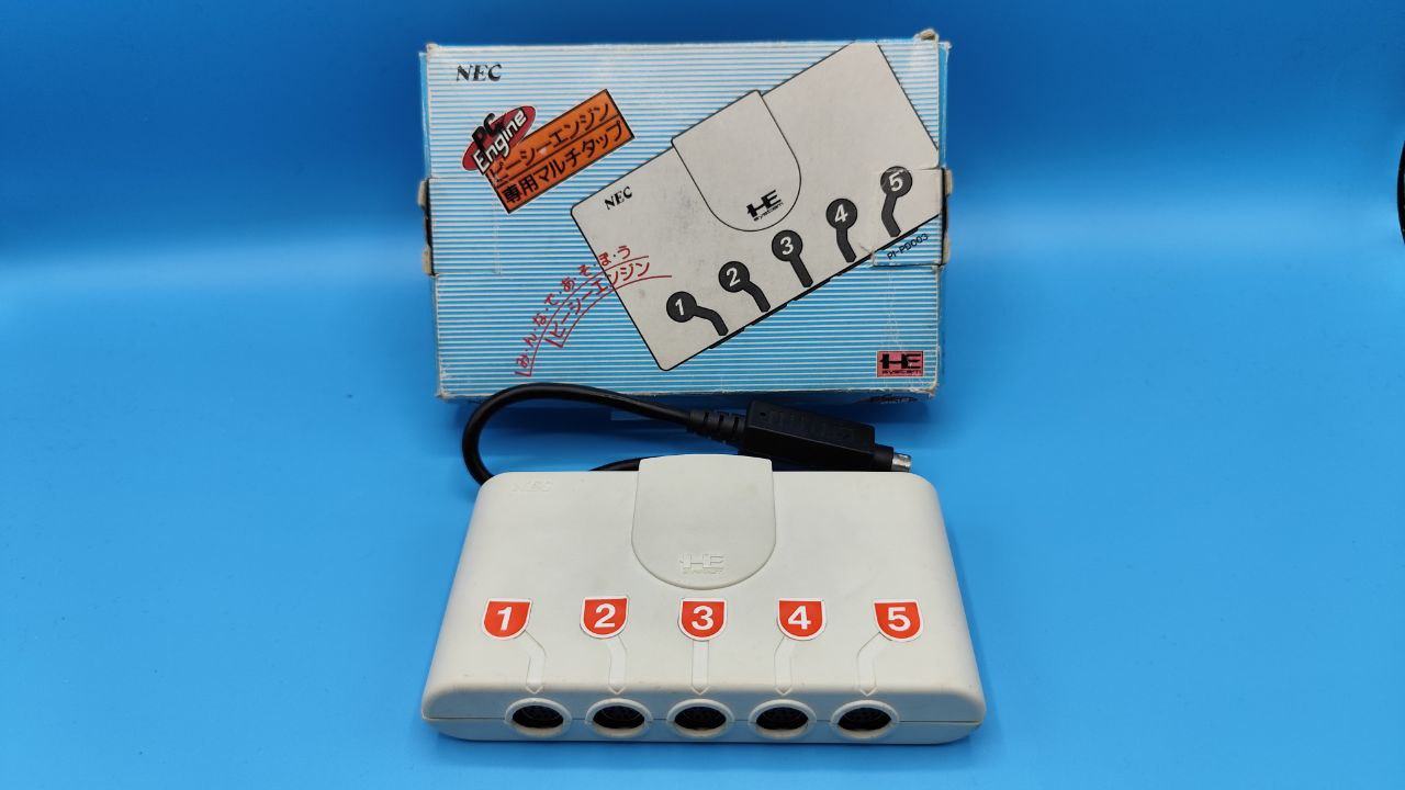 Multitap PC ENGINE (Importación japonesa)