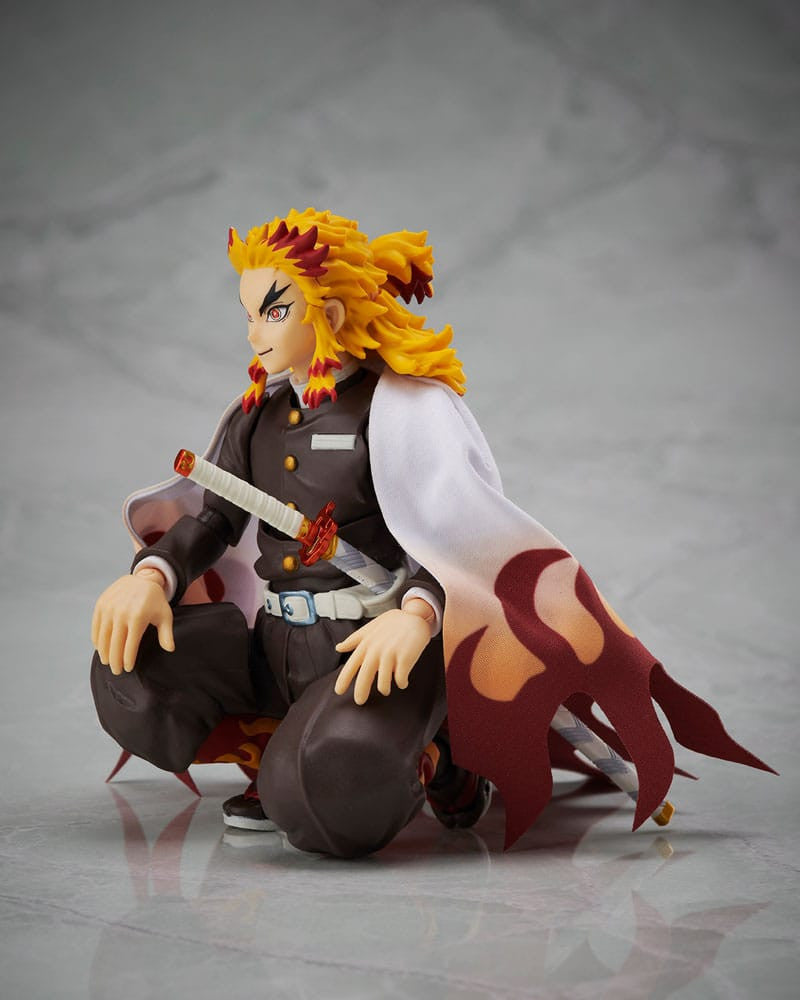Figura Kyojuro Rengoku Kimetsu no Yaiba BuzzMod 1/12